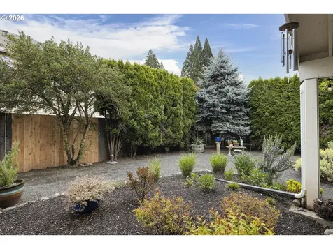 1450 NE Kerry Court Mcminnville OR 97128
