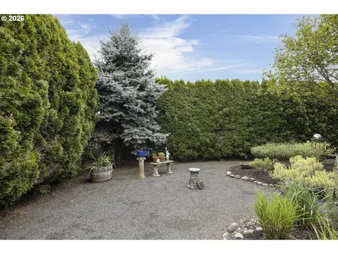 1450 NE Kerry Court Mcminnville OR 97128