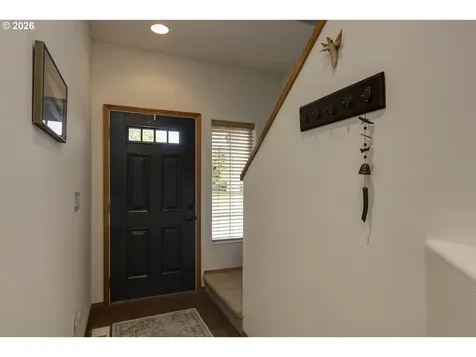 1450 NE Kerry Court Mcminnville OR 97128
