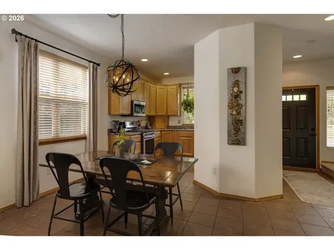 1450 NE Kerry Court Mcminnville OR 97128