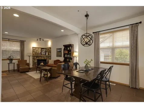 1450 NE Kerry Court Mcminnville OR 97128