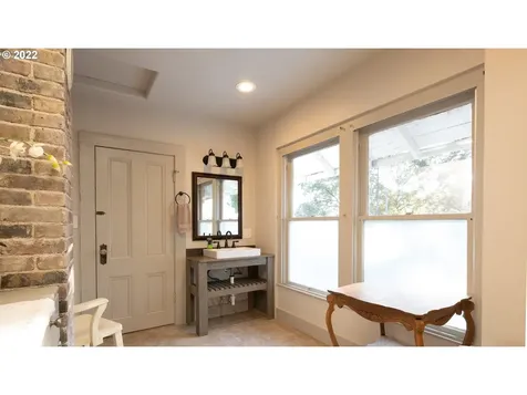 510 Jones Road Roseburg OR 97471
