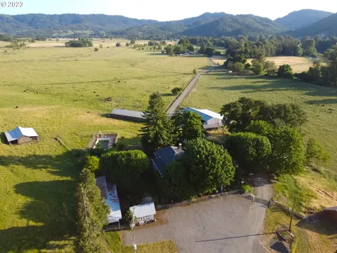 510 Jones Road Roseburg OR 97471
