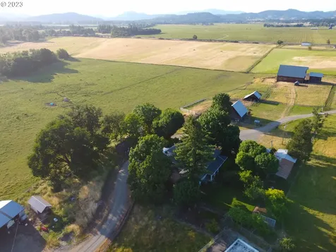 510 Jones Road Roseburg OR 97471