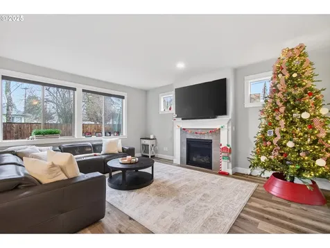 52171 Casswell Drive Scappoose OR 97056