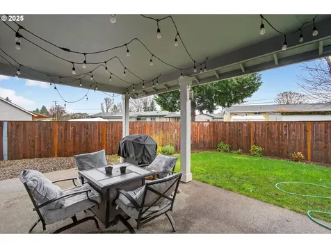 52171 Casswell Drive Scappoose OR 97056