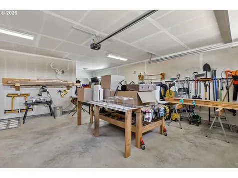 2031 E 9th Street La Center WA 98629