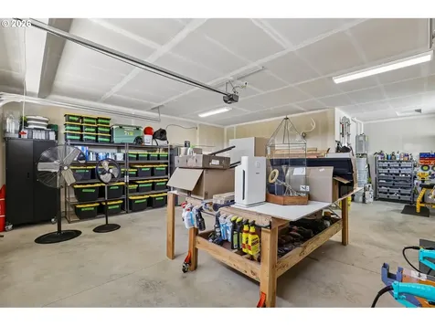 2031 E 9th Street La Center WA 98629