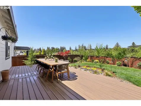 2031 E 9th Street La Center WA 98629