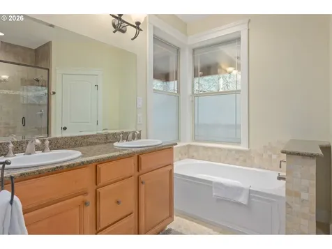 1862 E 43rd Avenue Eugene OR 97405