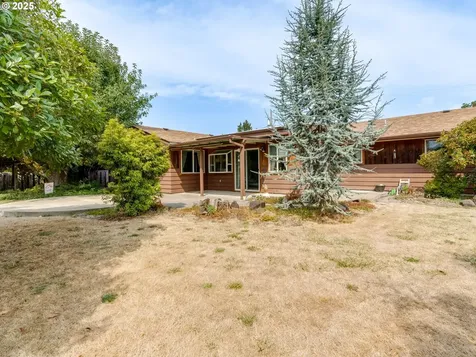 1014 NE 18th Street Mcminnville OR 97128