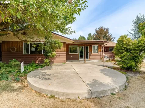 1014 NE 18th Street Mcminnville OR 97128