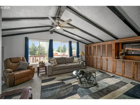 2341 NE 35th Street Lincoln City OR 97367