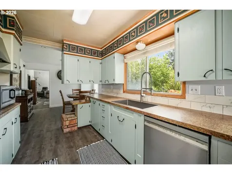 2341 NE 35th Street Lincoln City OR 97367