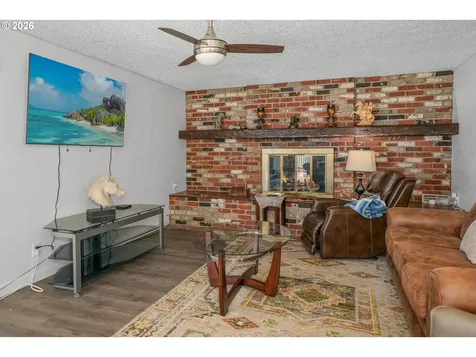 2341 NE 35th Street Lincoln City OR 97367