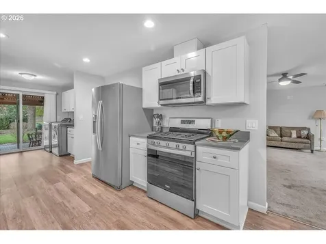 1461 NE 12th Avenue Hillsboro OR 97124