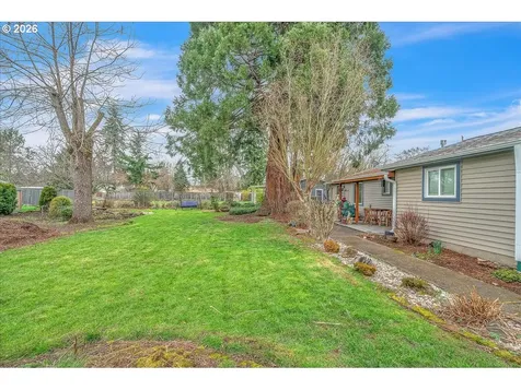 1461 NE 12th Avenue Hillsboro OR 97124