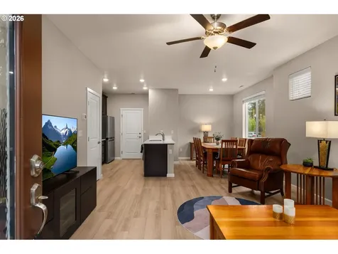 15432 NE 70th Street Vancouver WA 98682
