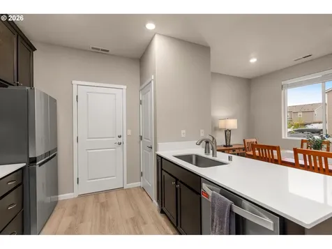 15432 NE 70th Street Vancouver WA 98682