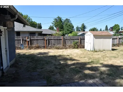 1529 Brentwood Avenue Eugene OR 97404