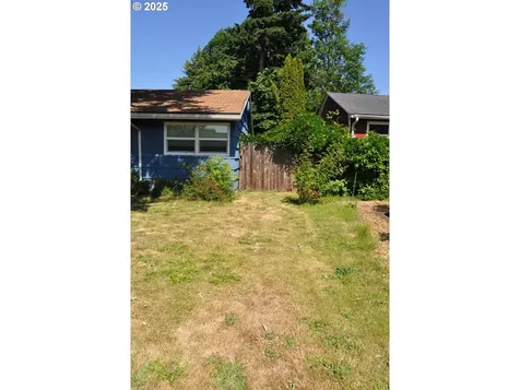 1529 Brentwood Avenue Eugene OR 97404