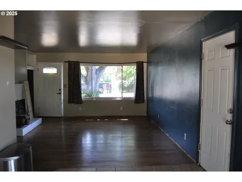 1529 Brentwood Avenue Eugene OR 97404