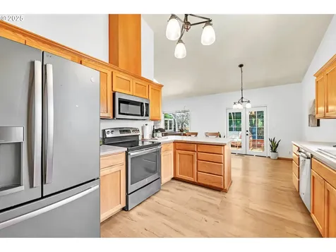 1041 Irving Road Eugene OR 97404