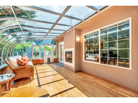 1041 Irving Road Eugene OR 97404
