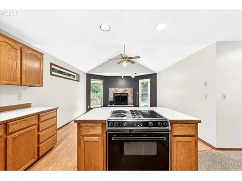 1395 SE 64th Court Hillsboro OR 97123