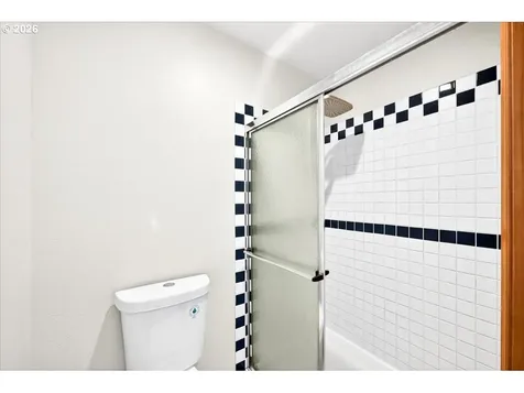 1395 SE 64th Court Hillsboro OR 97123
