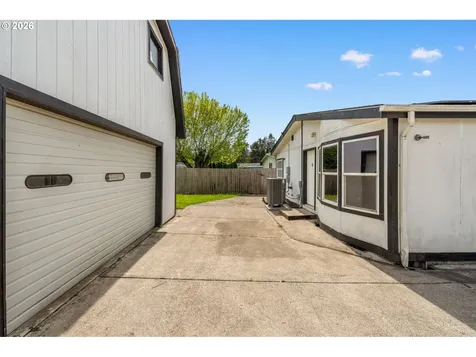 1036 Alder Lane Woodburn OR 97071