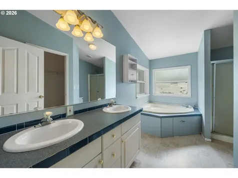 1036 Alder Lane Woodburn OR 97071
