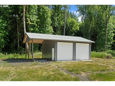 15735 NE Browndale Farm Road Aurora OR 97002