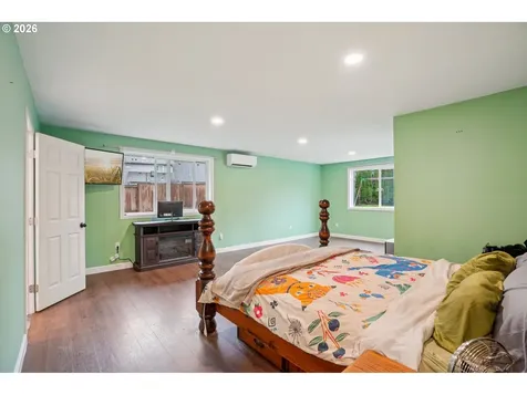 1324 Farrvista Drive West Linn OR 97068