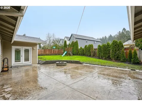 1324 Farrvista Drive West Linn OR 97068
