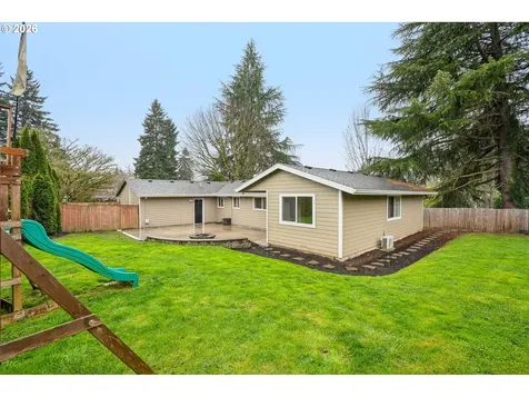 1324 Farrvista Drive West Linn OR 97068
