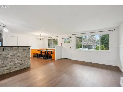 1324 Farrvista Drive West Linn OR 97068
