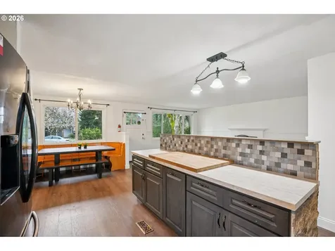 1324 Farrvista Drive West Linn OR 97068