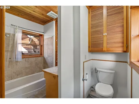 92033 Deadwood Creek Road Deadwood OR 97430