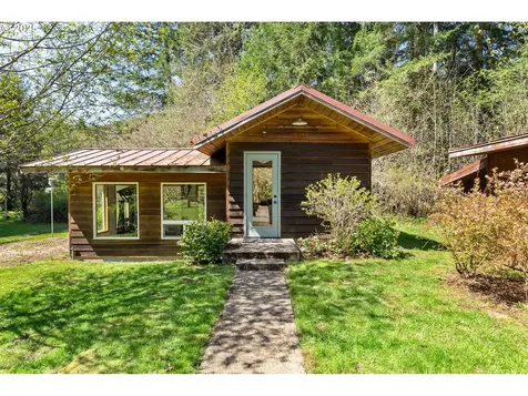 92033 Deadwood Creek Road Deadwood OR 97430