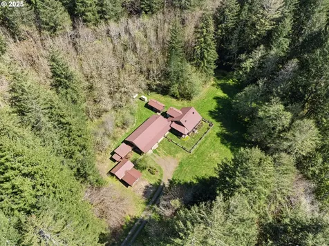 92033 Deadwood Creek Road Deadwood OR 97430