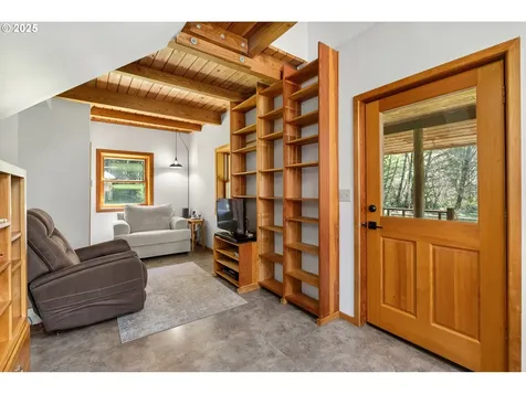 92033 Deadwood Creek Road Deadwood OR 97430