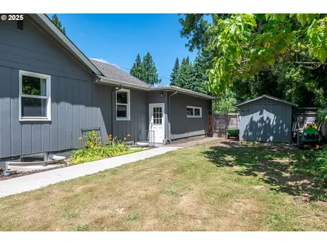 2922 Allen Street Kelso WA 98626