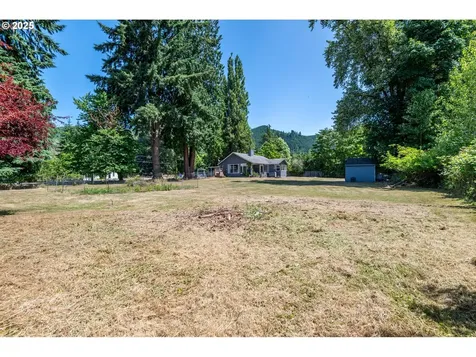 2922 Allen Street Kelso WA 98626