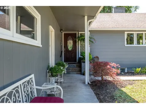 2922 Allen Street Kelso WA 98626