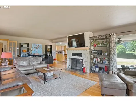 2922 Allen Street Kelso WA 98626