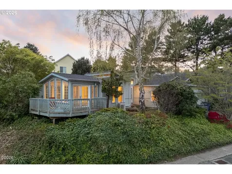 4625 NE Voyage Avenue Lincoln City OR 97367