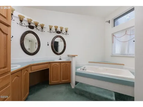 4625 NE Voyage Avenue Lincoln City OR 97367