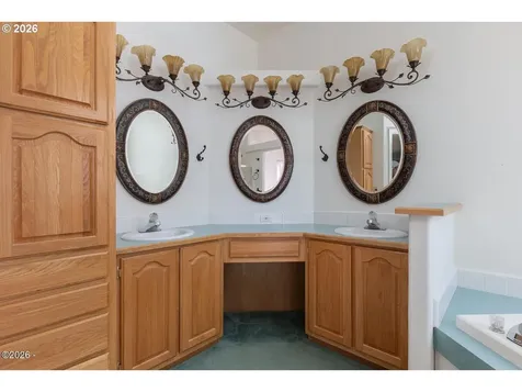 4625 NE Voyage Avenue Lincoln City OR 97367