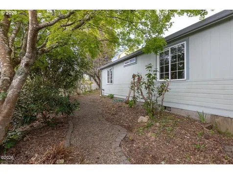 4625 NE Voyage Avenue Lincoln City OR 97367